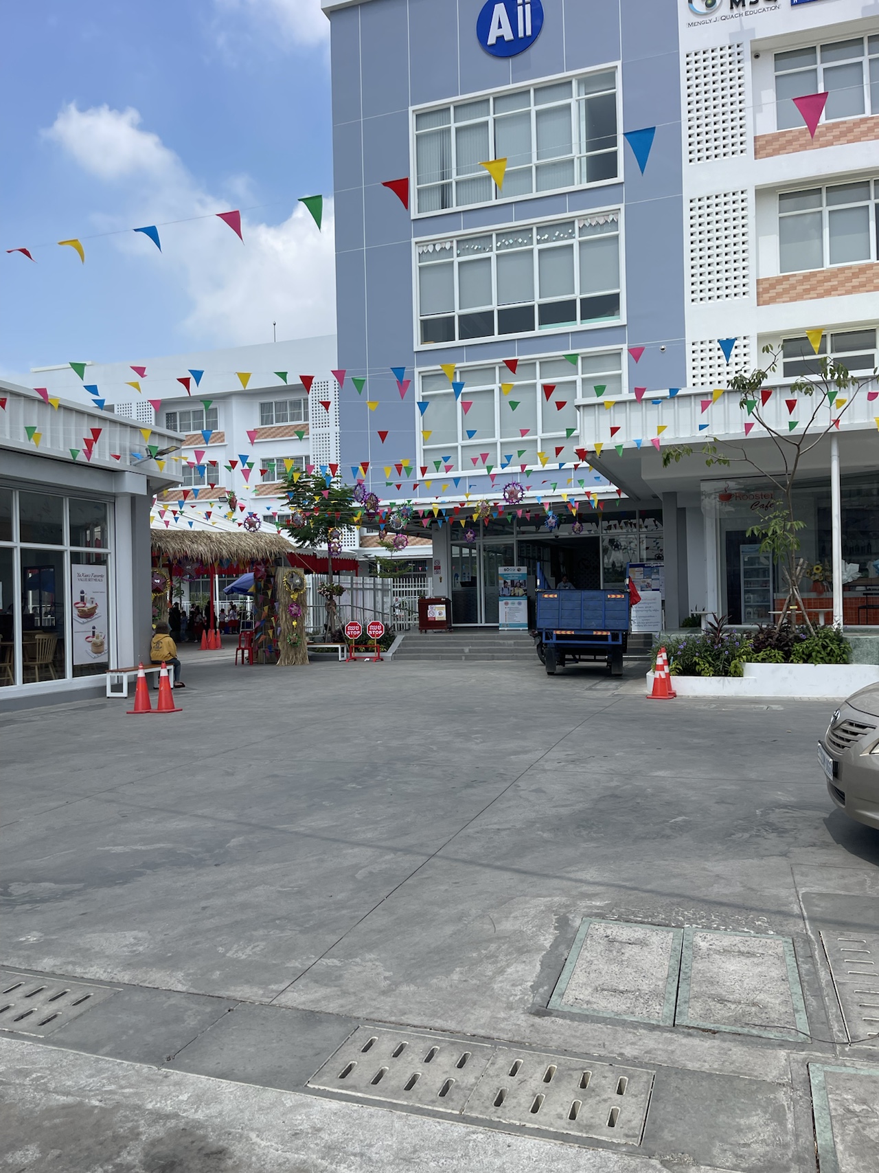 American Intercon School (AIS): Chamkar Doung Campus